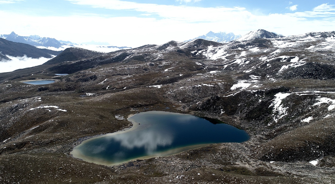 康定情歌（木格措）景区“心形海” 认证世界最高心形湖泊